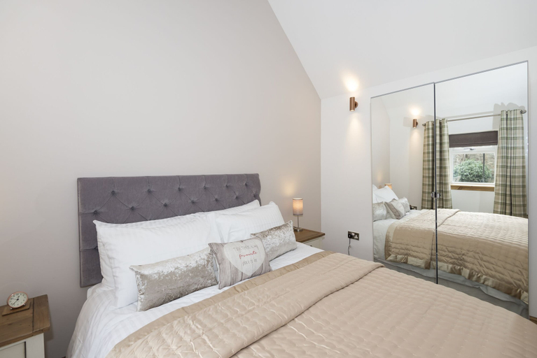Bedroom 2, The Milking Sheds, Dufftown, Moray