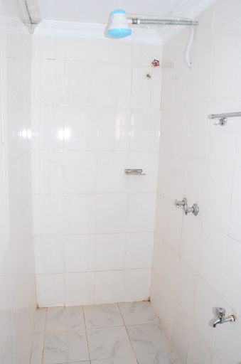 Bathroom, Phoenicia Hotel Nairobi, Kiambu