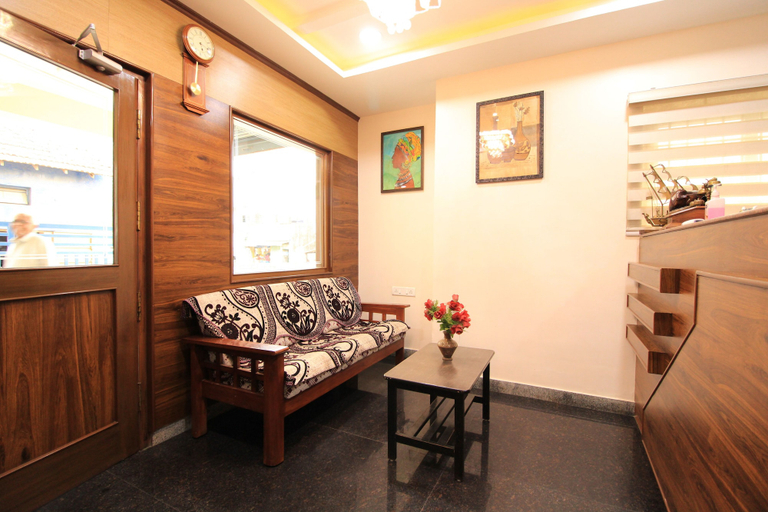 Others 5, Hotel Rathnavel Towers Annex, Kancheepuram
