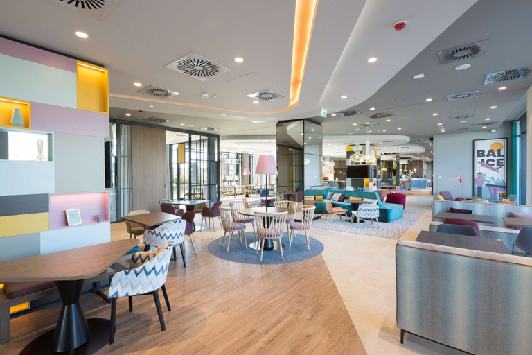 Food & Drinks 5, Hampton by Hilton Krakow Airport, Kraków