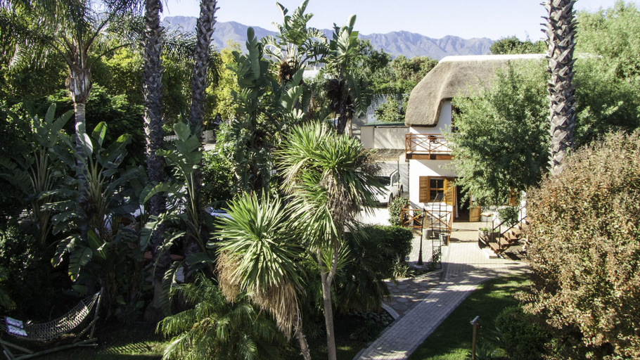 Exterior & Views 2, GUBAS DE HOEK meet eat sleep, Cape Winelands