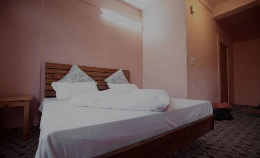 Bedroom 4, Jibhi Cottage, Kullu