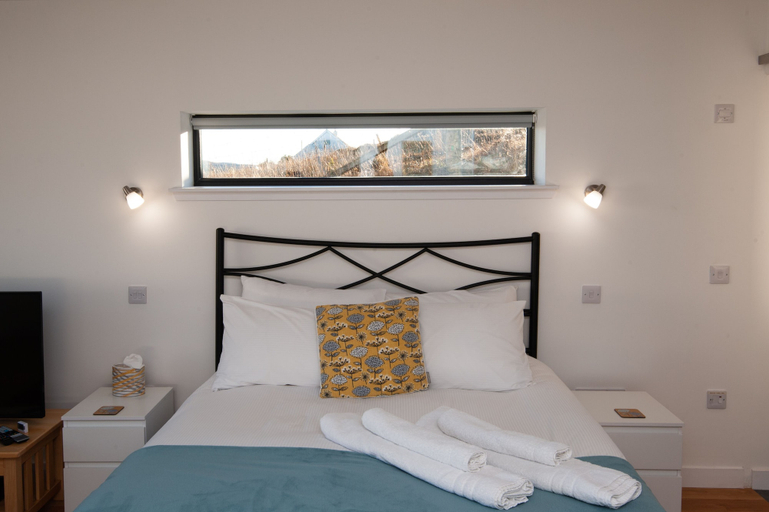 Bedroom 3, Croft 7 Geary Self Catering Studio, Highland