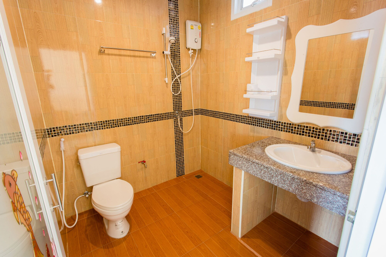 Bathroom 5, Surin Sunset Hotel, Phuket Island