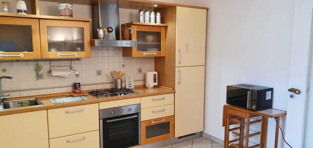 Private kitchen 2, 1 Bed Flat - Sleeps 2 - Parking - Wifi, Imperia