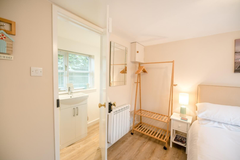 Bedroom 3, Little House, Aldringham, Suffolk