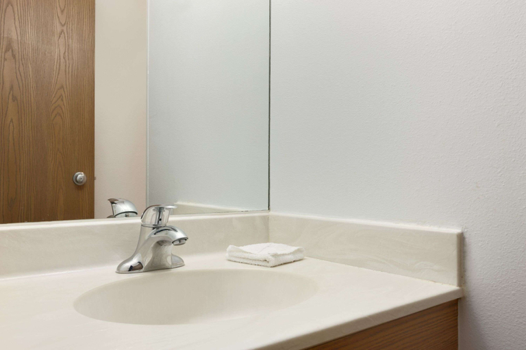 Bathroom 3, Super 8 by Wyndham Wall, Pennington