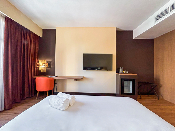 Bedroom 24