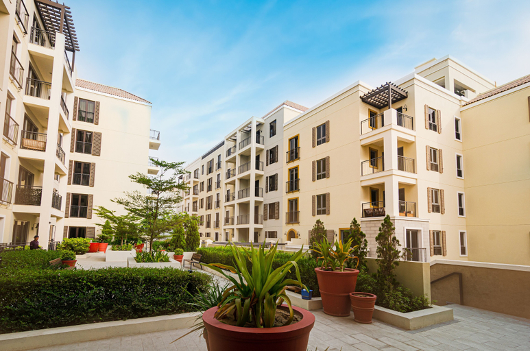 Front of property 3, OSKENA Vacation Homes - La Mer Jumeriah, Dubai