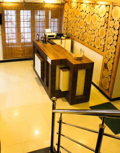 Others 5, Al Woodlands Residency, The Nilgiris