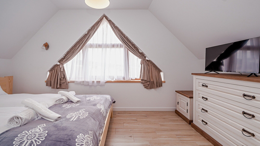 Bedroom 2, Apartamenty Sun & Snow Kaniówka, Tatra