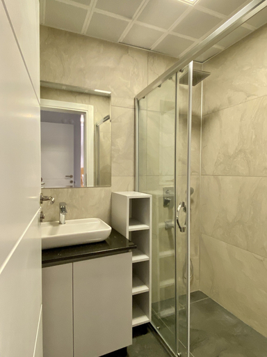 Bathroom 5, Kervan Apart, Antalya