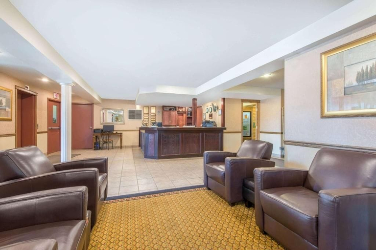Others 5, Gold Circle Inn, Division No. 10