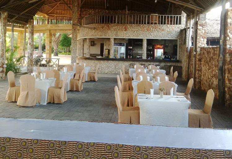 Food & Drinks 5, Serene Beach Resort, Kinondoni