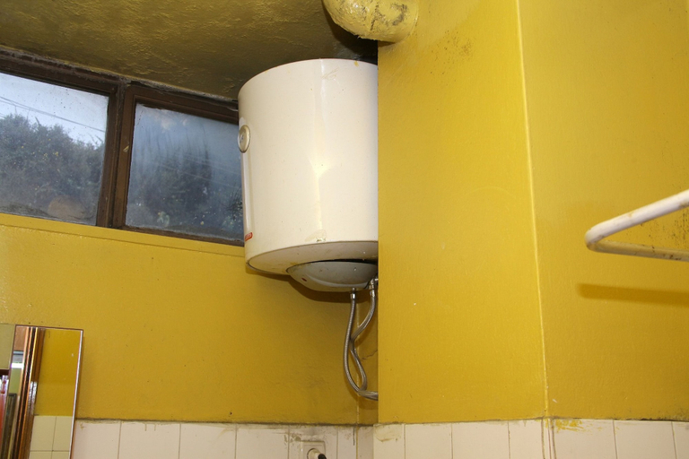 Bathroom 3, Plaza Hotel, Addis Abeba