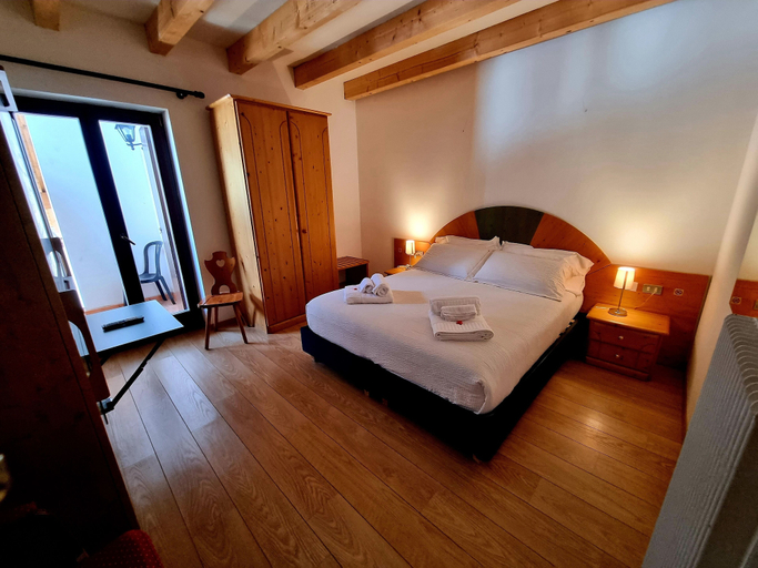Bedroom 4, Hotel Piz Boè, Trento