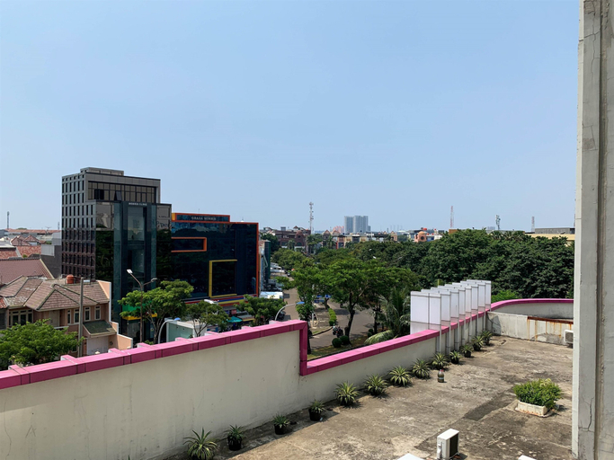 Others 2, Comfort Studio At Sky Terrace Apartment, West Jakarta
