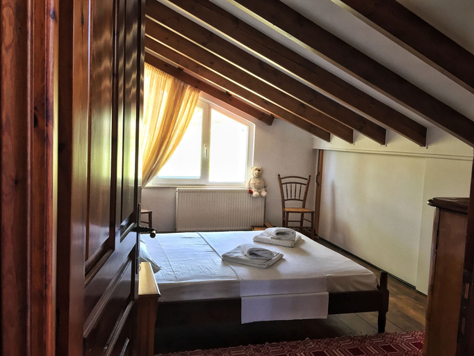 Bedroom 4, Margarita Apartments, Epirus