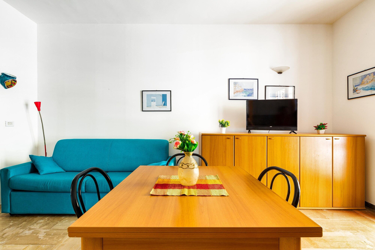 Living room 5, 2019 Villetta del Colle, Lecce