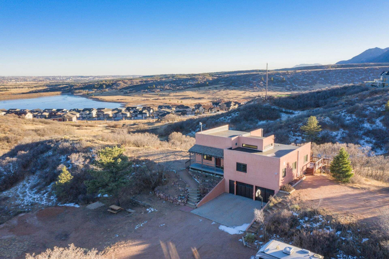 Exterior & Views 2, 4brfireplace & Mountain Viewsdog-friendly & Hiking Nearby!, El Paso