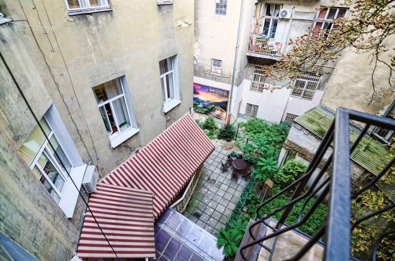 Others 5, Apartment Saksaganskogo 7, L'vivs'ka