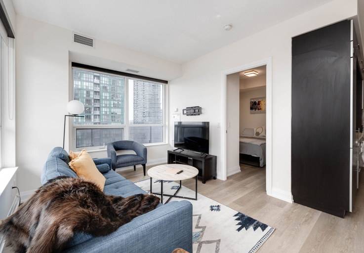 Others 5, Luxury 2BR Suite-Yonge-Sheppard, Toronto