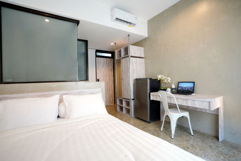 Bedroom 13