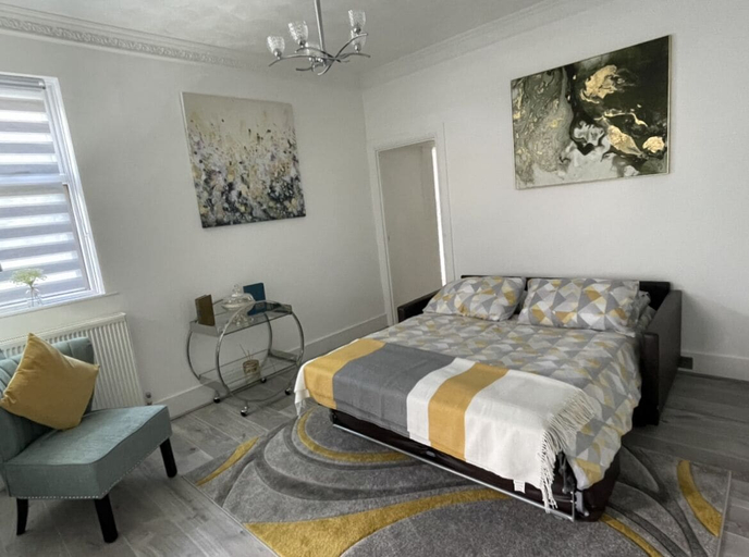 Bedroom 2, Penhale Holiday Flats, East Sussex