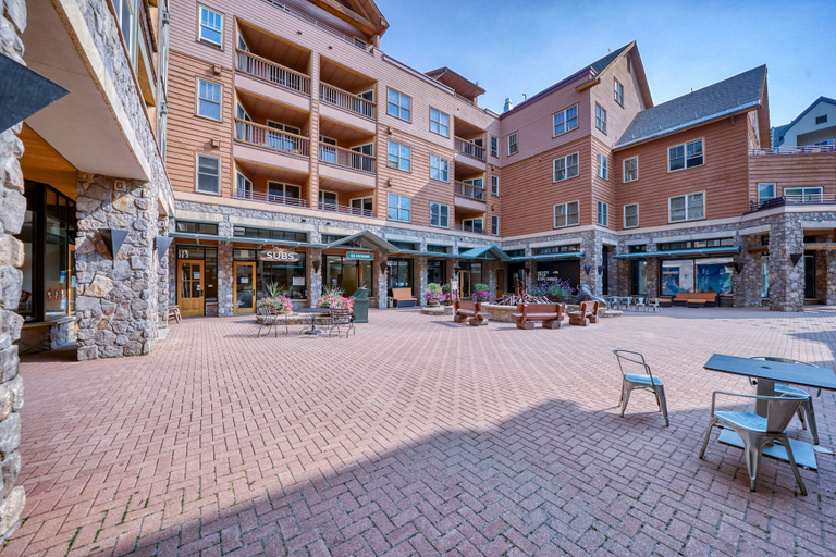 Exterior & Views 2, BLCD2 Buffalo Lodge 2 bed 2 bath, Summit