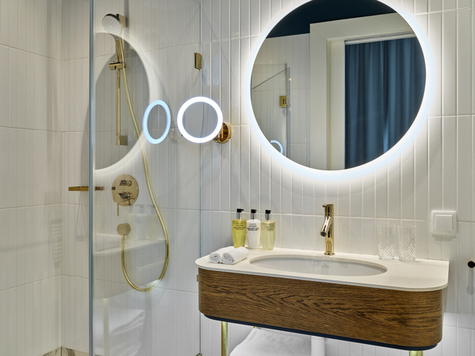 Bathroom 5, Hotel Altus Palace - Destigo Hotels, Środa Śląska