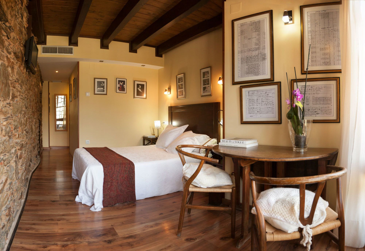 Bedroom 5, Micro Hostal La Puerta del Perdon, León
