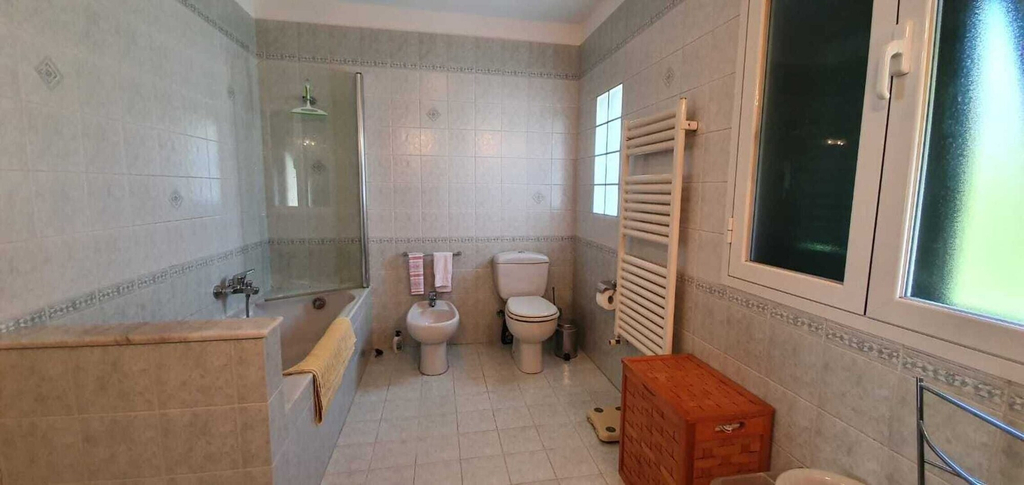 Bathroom 4, 1 Bed Flat - Sleeps 2 - Parking - Wifi, Imperia