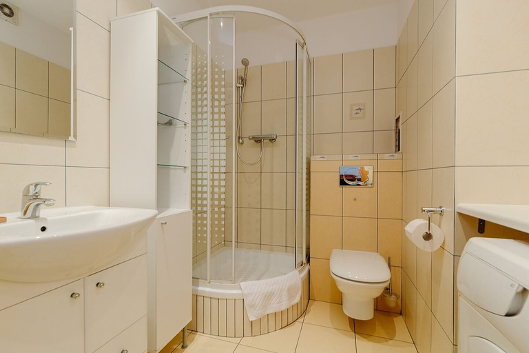Bathroom, ShortStayPoland Św. Wincentego B7, Warsaw