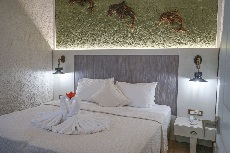 Bedroom 3, Flamingos Hotel by GHH, Crete