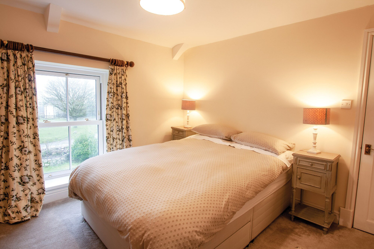 Bedroom 3, Bayview House - 4 bedroom - Llanmadoc, Swansea