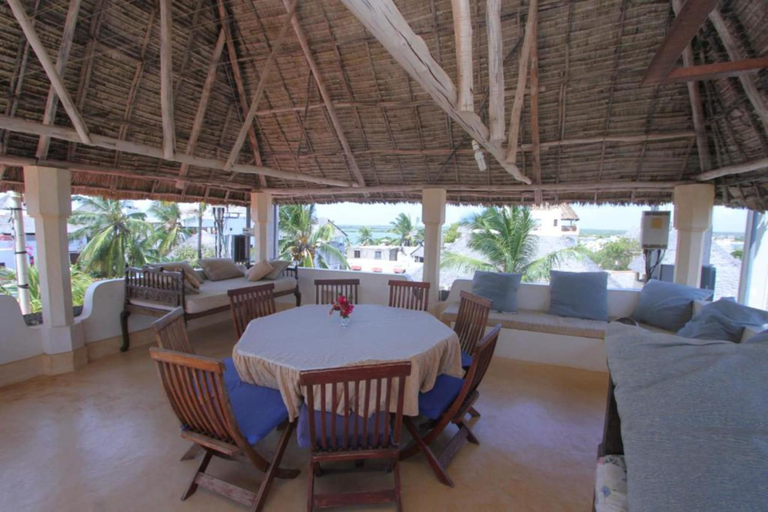 Others 5, Jannataan Hotel, Lamu West