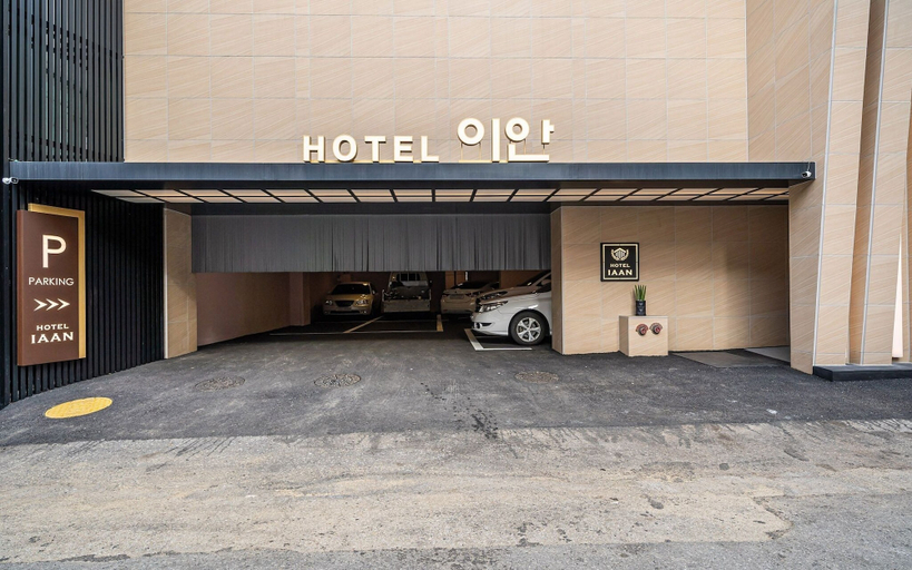 Exterior & Views 2, Indeokwon Ian Hotel, Anyang