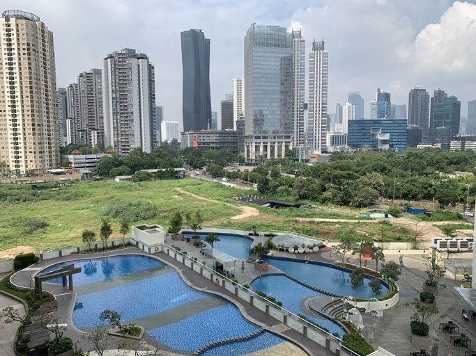 Exterior & Views 26