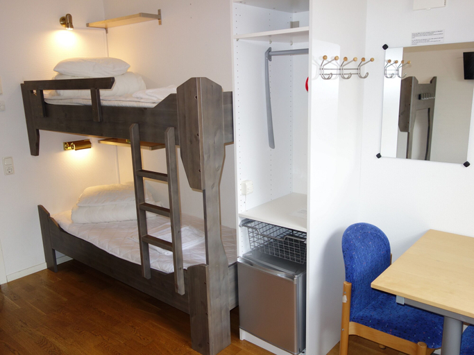 Bedroom 2, Torget Vandrarhem - Hostel, Kävlinge