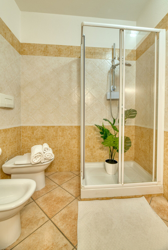 Bathroom, IzzHome Everyway, Cagliari
