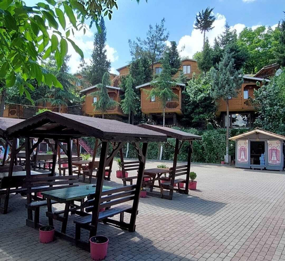 Others 4, Eraslan Tatilkoyu, Başiskele