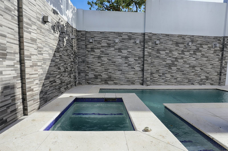 Sport & Beauty 5, Gulfview Townhouse With Pool and Jacuzzi