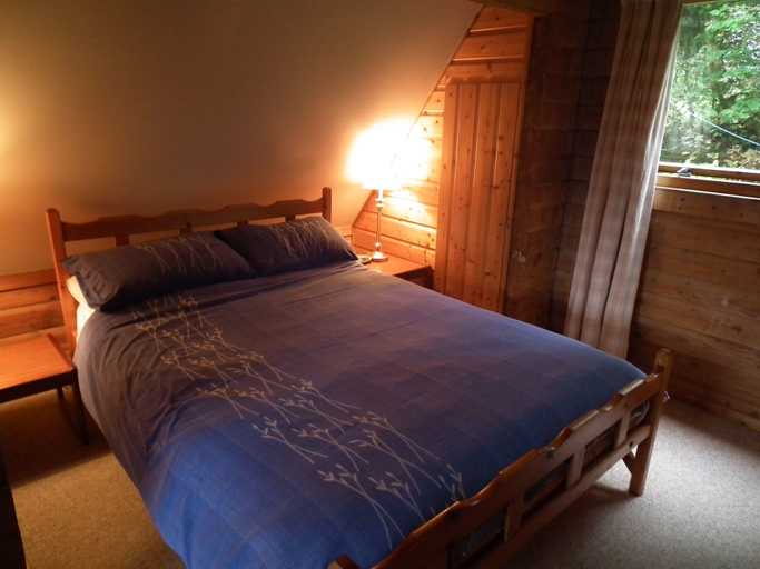 Bedroom 2, Steading Holidays - Saltings, Highland