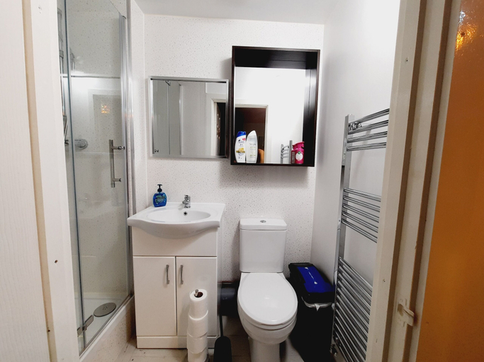 Bathroom 3, London Marylebone Grendon rooms, London