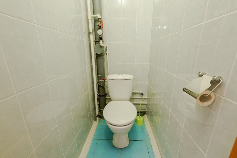 Bathroom 2, Waiting for the summer Apartment, Sankt-Peterburg gorsovet