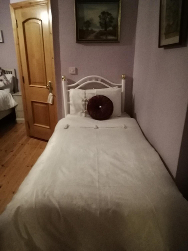 Bedroom 2, Tig na Coille B&B Country House