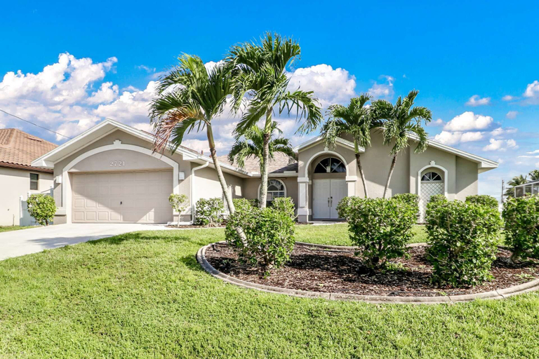 Others 1, 2721 SW 42nd LN, Lee