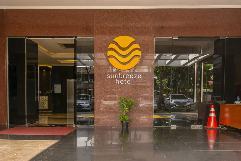 Exterior & Views 2, Sunbreeze Hotel, South Jakarta