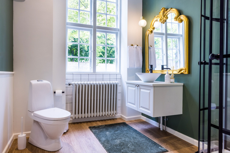 Bathroom 3, Gem Suites Holiday Apartments, Sønderborg