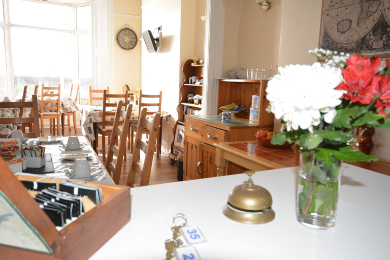 Food & Drinks 4, Leonardo's Guest House, Swansea